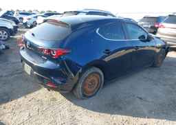 2024 MAZDA MAZDA3 GS