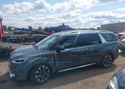 2022 KIA CARNIVAL EX