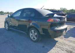 2013 MITSUBISHI lancer se