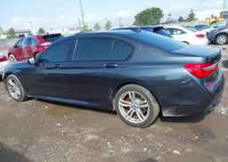 2016 BMW 750 XI