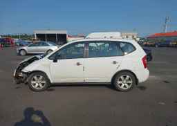 2009 KIA RONDO