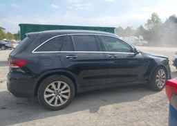 2021 MERCEDES-BENZ GLC 300 4MATIC
