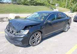 2017 VOLKSWAGEN PASSAT