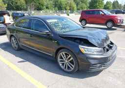 2017 VOLKSWAGEN PASSAT