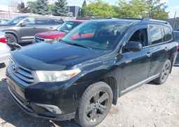 2011 TOYOTA HIGHLANDER LIMITED