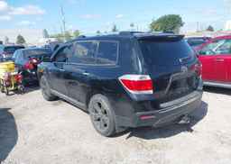 2011 TOYOTA HIGHLANDER LIMITED