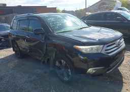 2011 TOYOTA HIGHLANDER LIMITED