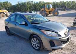 2013 MAZDA MAZDA3 GX