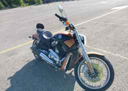 2008 HARLEY-DAVIDSON VRSCAW 105TH ANNIVERSARY EDITION