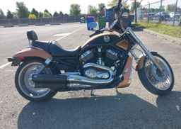 2008 HARLEY-DAVIDSON VRSCAW 105TH ANNIVERSARY EDITION