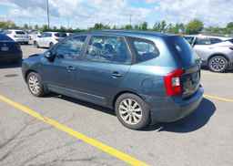 2011 KIA RONDO