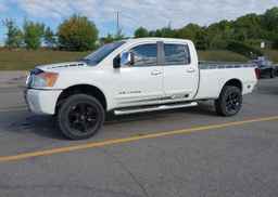 2008 NISSAN TITAN XE