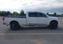 2008 NISSAN TITAN XE