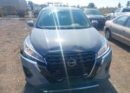 2022 NISSAN KICKS S