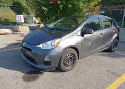 2014 TOYOTA Prius c