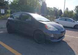 2014 TOYOTA Prius c