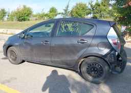 2014 TOYOTA Prius c