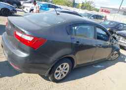2014 KIA RIO