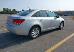 2011 CHEVROLET CRUZE LS