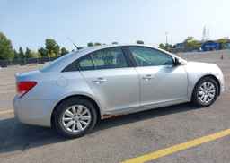 2011 CHEVROLET CRUZE LS