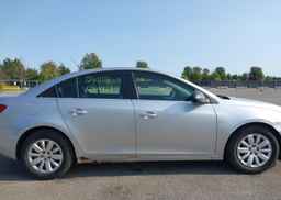 2011 CHEVROLET CRUZE LS