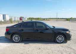 2024 HONDA CIVIC EX 4DR