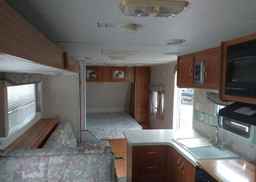 2005 FOREST RIVER cherokee