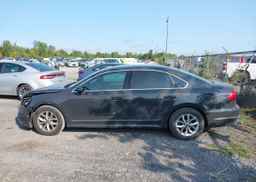 2016 VOLKSWAGEN PASSAT