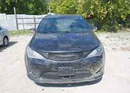 2019 CHRYSLER PACIFICA TOURING-L