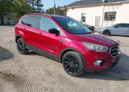 2017 FORD ESCAPE SE