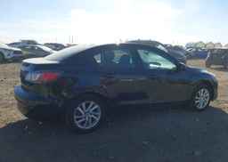 2012 MAZDA MAZDA3 GS-SKY