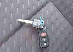 2006 NISSAN X-TRAIL SE