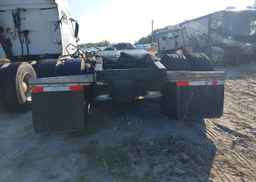 2005 FREIGHTLINER CONVENTIONAL COLUMBIA