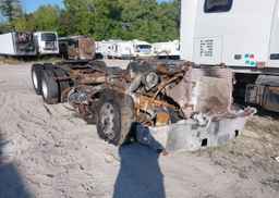 2005 FREIGHTLINER CONVENTIONAL COLUMBIA