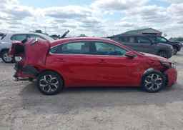 2019 KIA FORTE EX