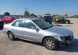 2002 HONDA ACCORD SE