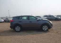 2013 TOYOTA RAV4 LE