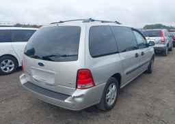 2005 FORD FREESTAR SE