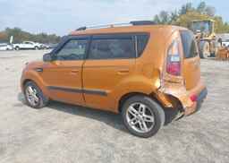 2010 KIA SOUL +