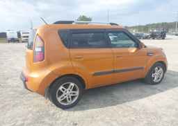 2010 KIA SOUL +