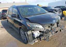 2015 TOYOTA SIENNA SPORT