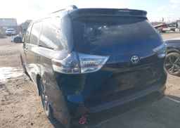 2015 TOYOTA SIENNA SPORT