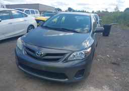2013 TOYOTA COROLLA S