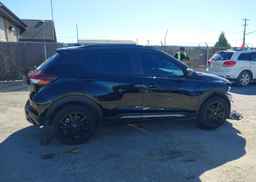 2023 NISSAN KICKS