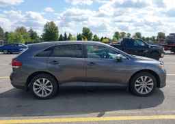 2014 TOYOTA VENZA LE