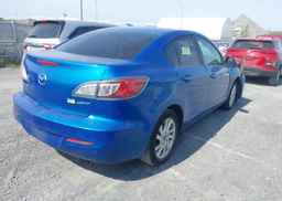 2013 MAZDA MAZDA3
