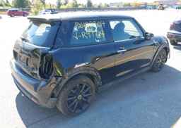 2022 MINI COOPER SE