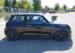 2022 MINI COOPER SE