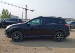 2017 TOYOTA RAV4 SE