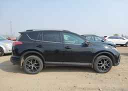 2017 TOYOTA RAV4 SE